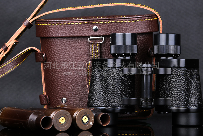 62式軍工雙筒望遠鏡